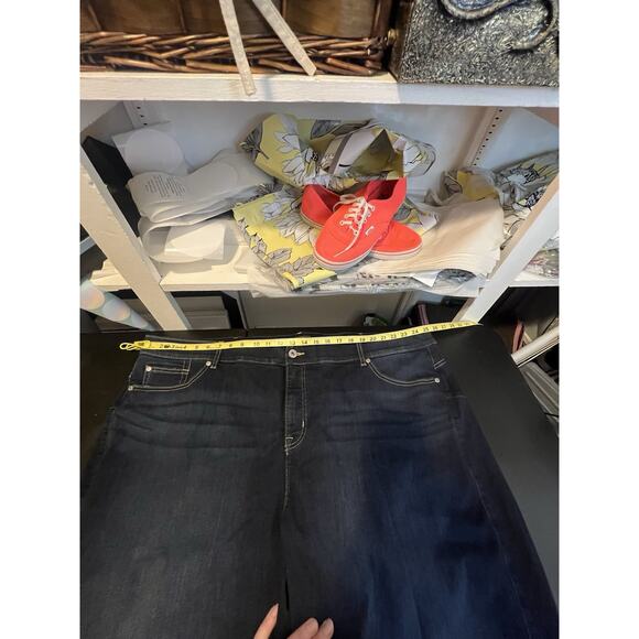 Torrid Premium Bombshell Skinny Jeans Size 30 Extra tall - Picture 9 of 12